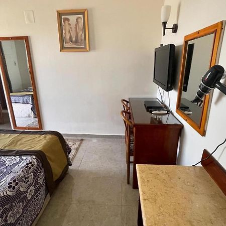 St.Joseph Hotel Luxor Luaran gambar